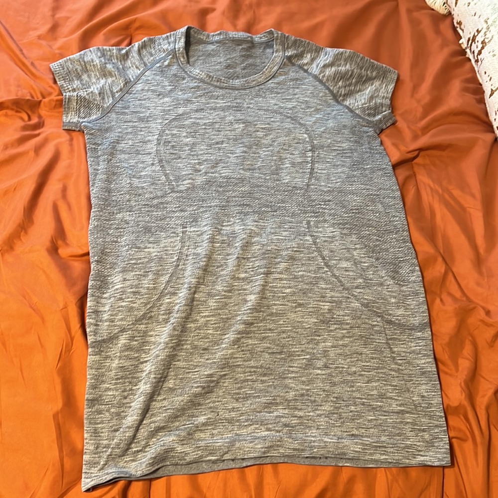 Lululemon swiftly tech size 8